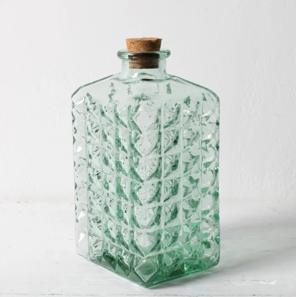 Carafe en verre vert de Géorgie avec bouchon en liège / Espagne / années 1990