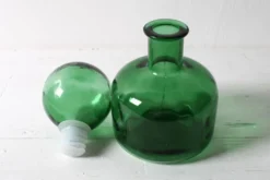 Carafe en verre vert émeraude / bouteille de génie avec bouchon / Empoli / années 1960