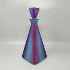 Carafe ou bouteille décorative d'exception des années 1970, signée Luigi Bormioli. Fabriquée en Italie.