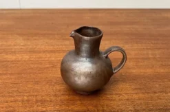Carafe vase en céramique de studio allemande du milieu du siècle par Rainer Doss, années 1960.