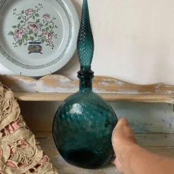 Carafe vintage Empoli en verre avec bouchon , Italy années 70