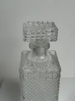 Carafe à whisky vintage en verre à pointes de diamant H23 L9