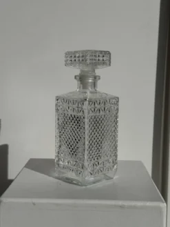 Carafe à whisky vintage en verre à pointes de diamant H23 L9