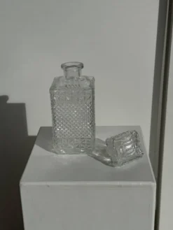 Carafe à whisky vintage en verre à pointes de diamant H23 L9