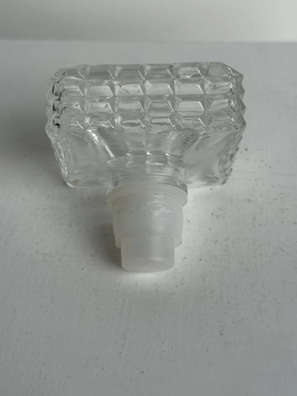 Carafe à whisky vintage en verre à pointes de diamant H23 L9