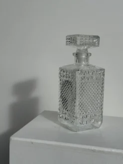 Carafe à whisky vintage en verre à pointes de diamant H23 L9