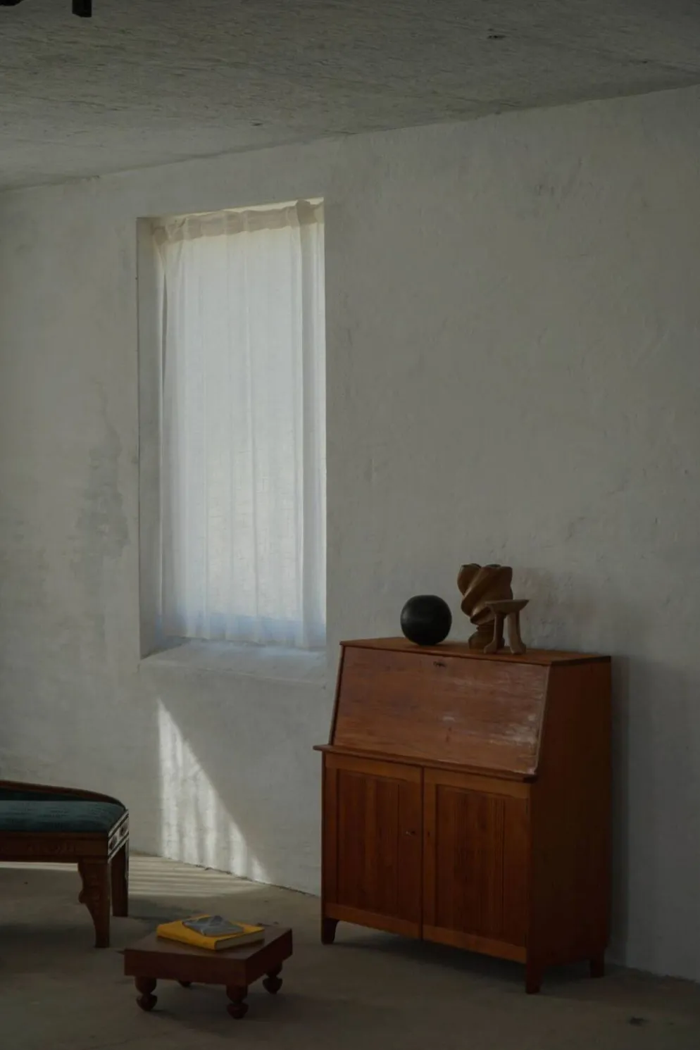 Carl Malmsten, armoire "Visingsö" en pin, Svensk Fur, moderne suédois, années 1950
