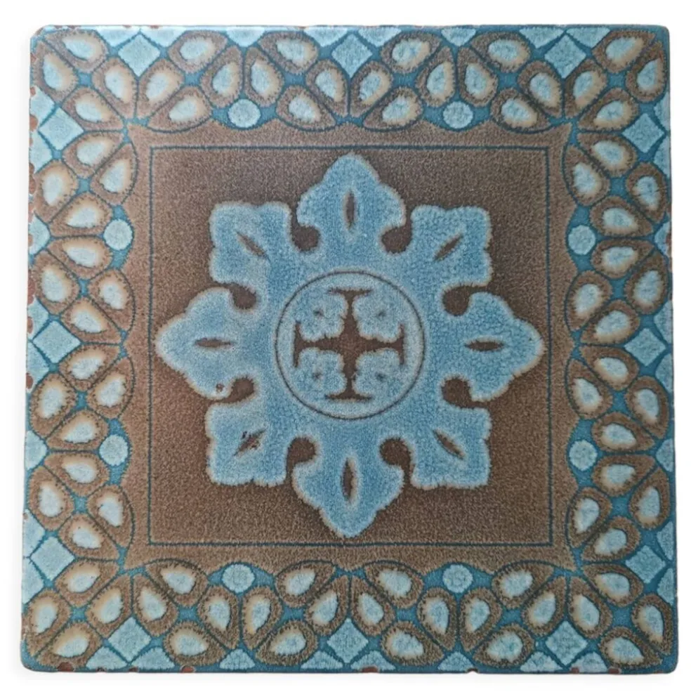 Carreau de céramique italienne motifs polychromes