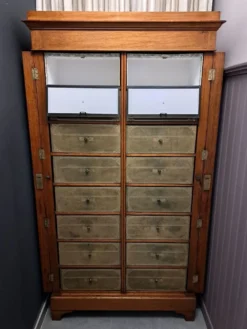 Cartonnier en acajou et cuir