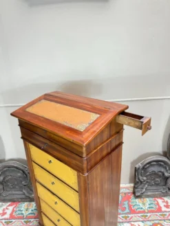 Cartonnier Formant Pupitre En Acajou D’époque Louis Philippe XIX Eme Siècle