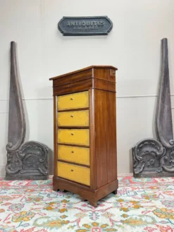 Cartonnier Formant Pupitre En Acajou D’époque Louis Philippe XIX Eme Siècle