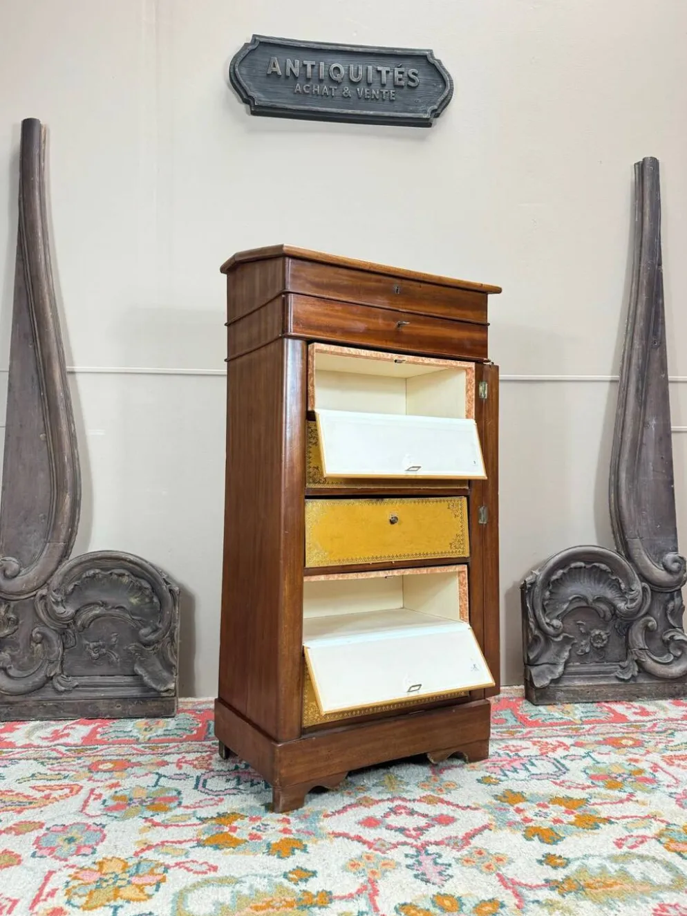 Cartonnier Formant Pupitre En Acajou D’époque Louis Philippe XIX Eme Siècle