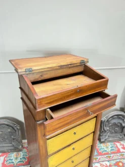 Cartonnier Formant Pupitre En Acajou D’époque Louis Philippe XIX Eme Siècle