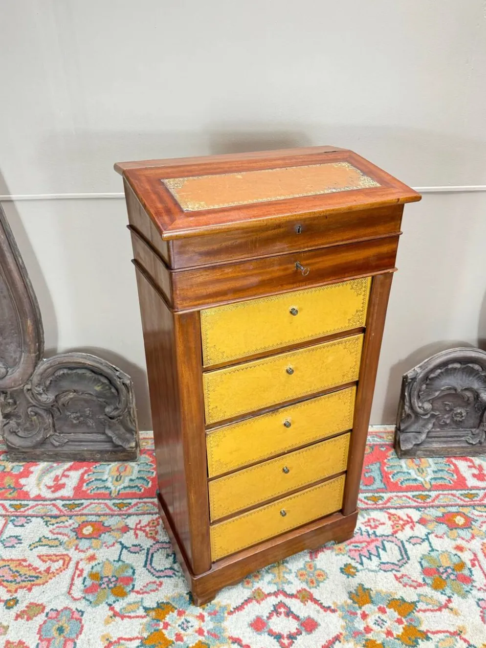 Cartonnier Formant Pupitre En Acajou D’époque Louis Philippe XIX Eme Siècle