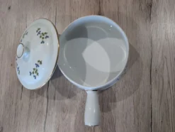 Casserole à Soupe Coverte Porcelaine MP Tours Bleuets Vintage