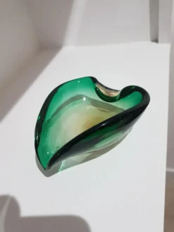 Cendrier, verre vert-brun, conçu par E. Beranek, Škrdlovice, Tchécoslovaquie