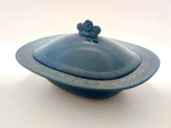 Centre de table en faïence bleue 