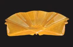 Centre de table en verre Walther Glass en forme d'étoile