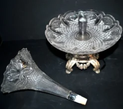 Centre de table romantique – vase cornet tulipier en verre et métal argenté 1900