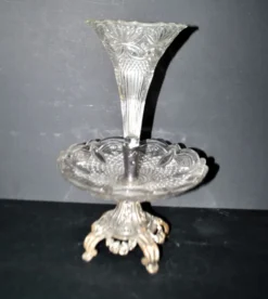 Centre de table romantique – vase cornet tulipier en verre et métal argenté 1900