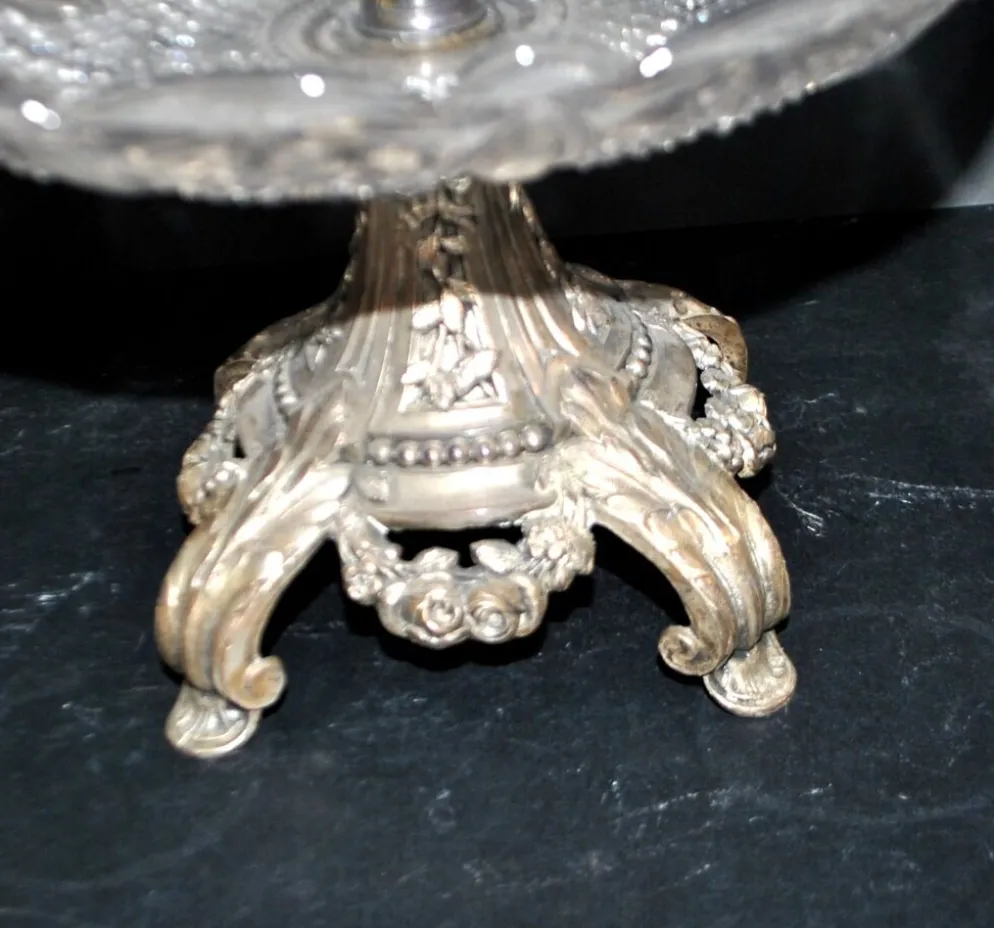 Centre de table romantique – vase cornet tulipier en verre et métal argenté 1900