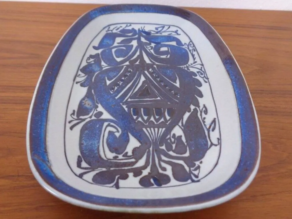 Ceramic 426-2841 Aluminia Plate by Kari Christensen for Royal Copenhagen, Denmark