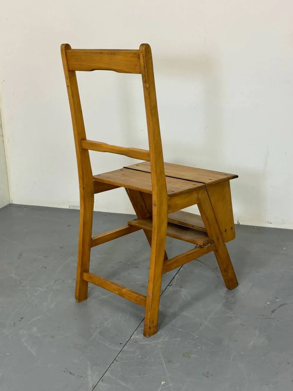 Chaise d'escalier de bibliothèque métamorphique esthétique vintage, années 1930