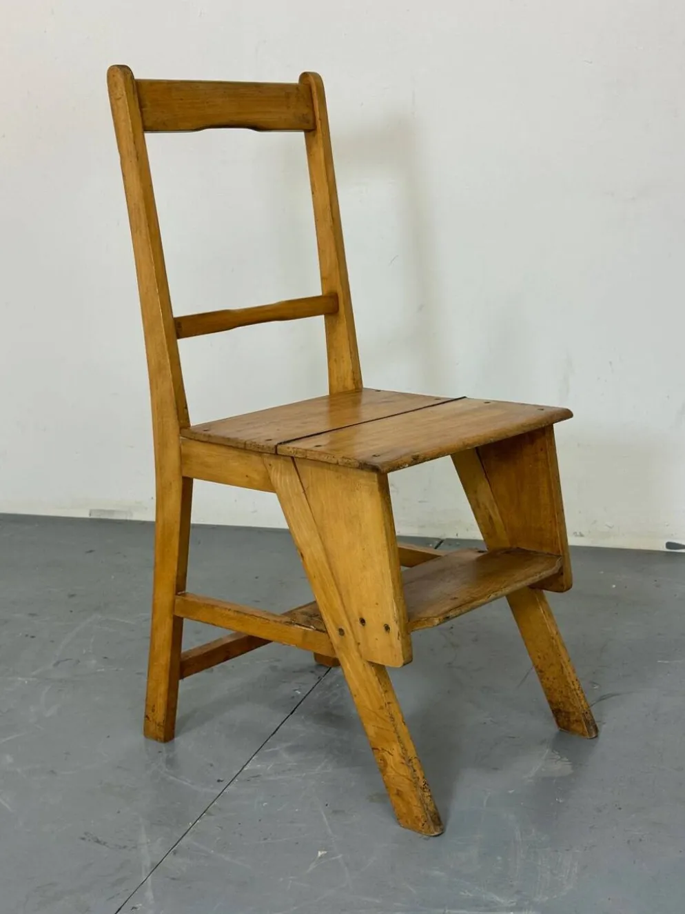 Chaise d'escalier de bibliothèque métamorphique esthétique vintage, années 1930