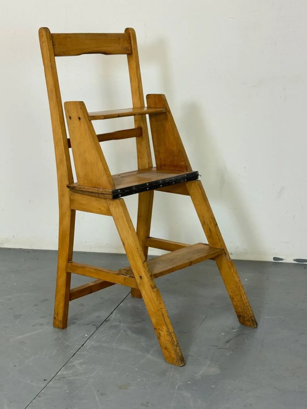 Chaise d'escalier de bibliothèque métamorphique esthétique vintage, années 1930