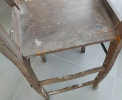 Chaise escabeau ancien