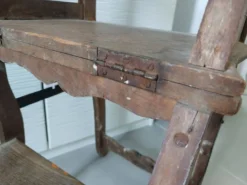 Chaise escabeau ancien