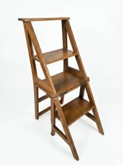 Chaise escabeau en chêne massif