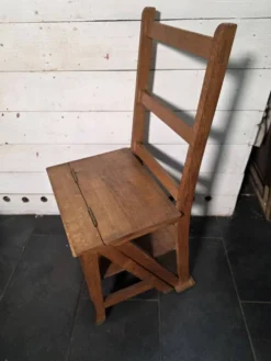 Chaise escabeau en chêne massif