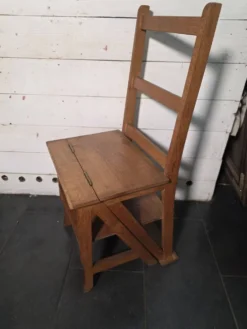 Chaise escabeau en chêne massif
