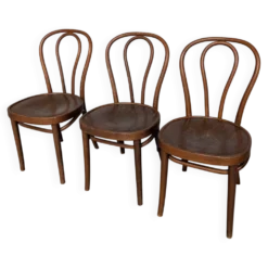 3 chaises vintage en bois courbé de style Thonet