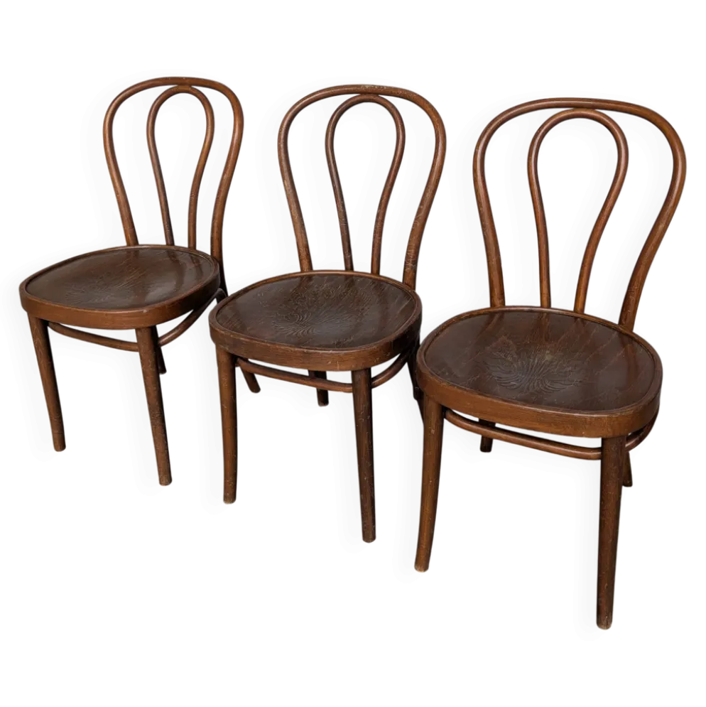 3 chaises vintage en bois courbé de style Thonet