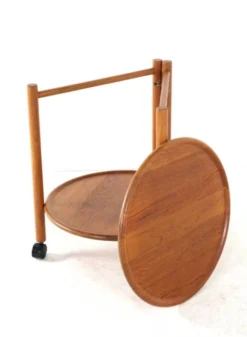 Chariot avec plateaux amovibles par Jens Quistgaard - design danois en teck