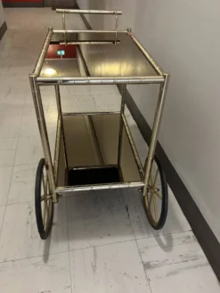 Chariot de bar
