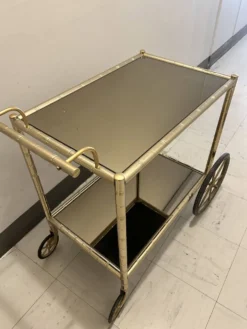 Chariot de bar