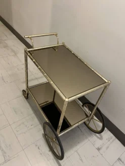 Chariot de bar
