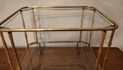 Chariot de bar cocktail en faux bambou attribué à Maison Jansen, France, années 1950-60.