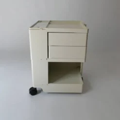 Chariot de rangement Boby table desserte design Joe Colombo. vintage