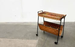 Chariot de service allemand moderne du milieu du siècle avec plateau, années 1960