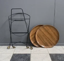 Chariot de service attribué à Paul Nagel pour Jie Gantofta, Suède, années 1960.