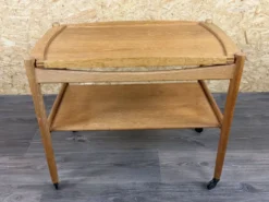 Chariot de service en chêne des années 1960-1970 avec plateau par Poul Hundevad, Danemark
