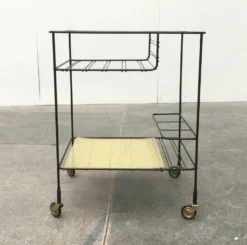 Chariot de service minimaliste en métal perforé de style milieu du siècle, années 1960