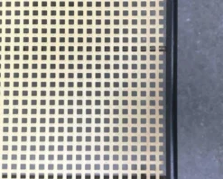 Chariot de service minimaliste en métal perforé de style milieu du siècle, années 1960