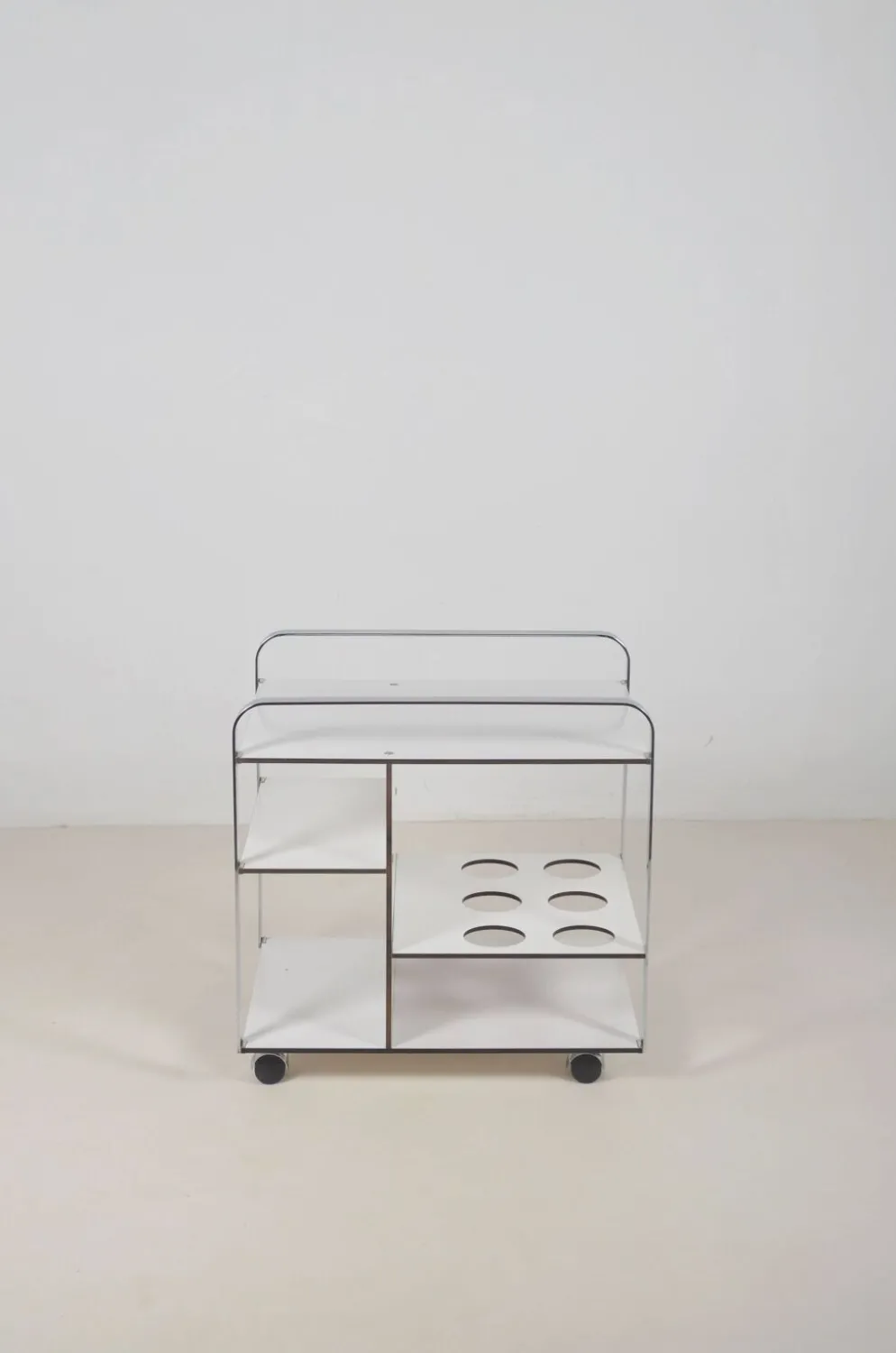 Chariot de service postmoderne italien au design épuré, années 1980