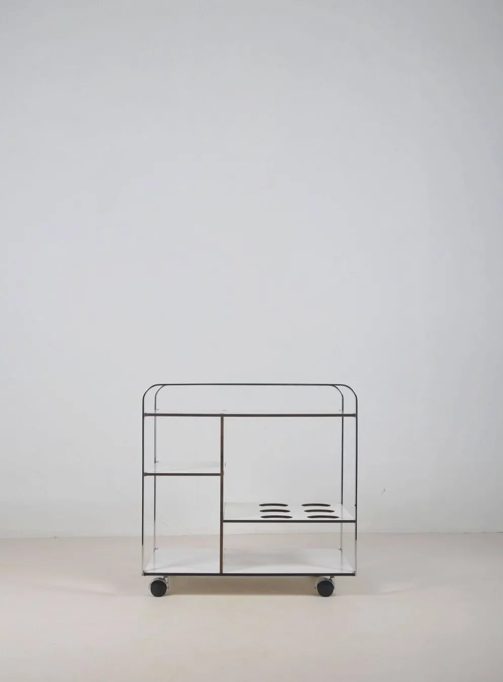 Chariot de service postmoderne italien au design épuré, années 1980