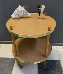 Chariot de service rond en bois, table d'appoint, années 1960
